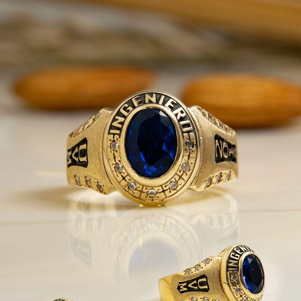 Anillo de grado Picasso clasico para dama en oro con piedra azul